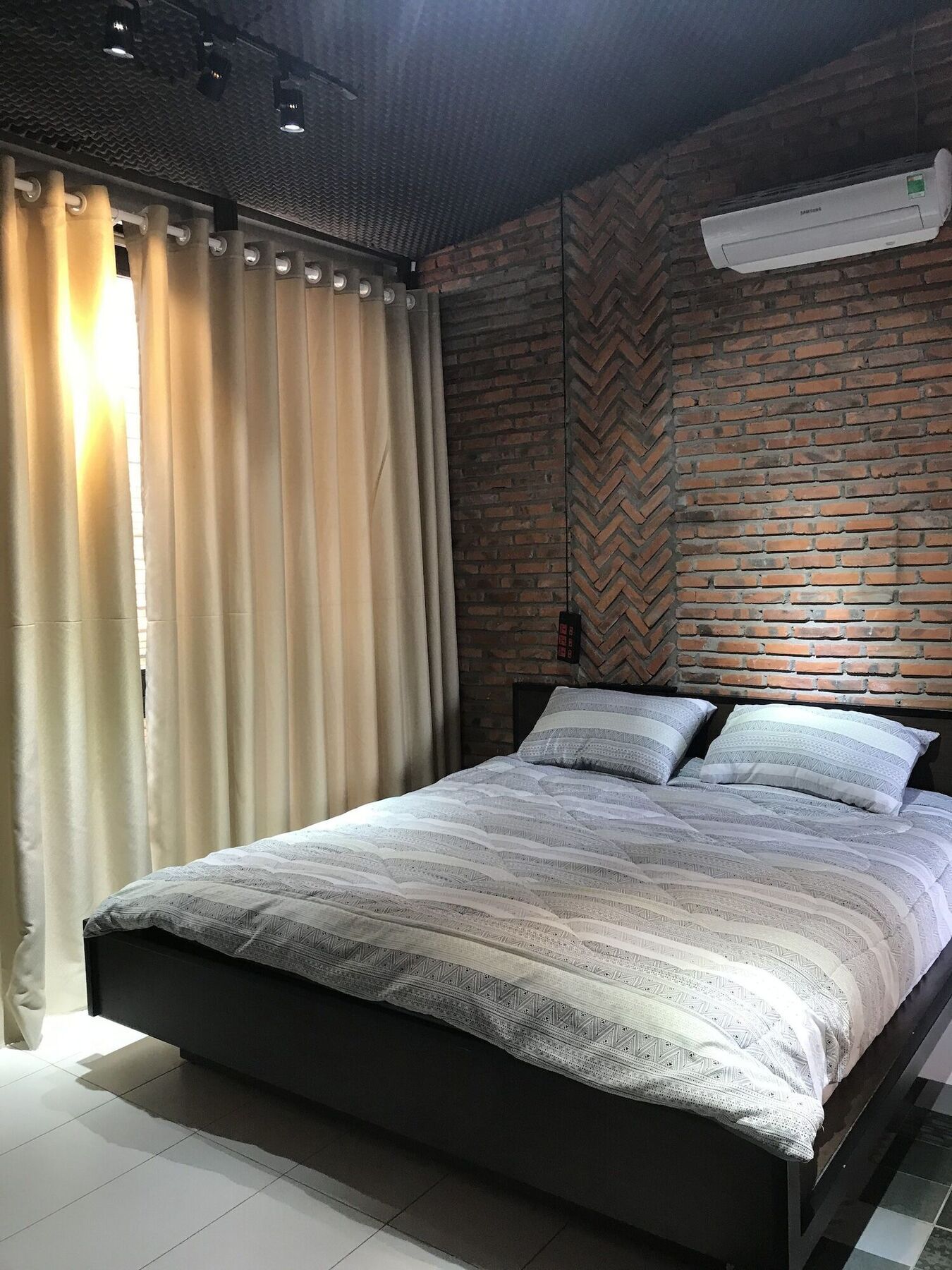 Ngoi House Hotel Da Nang Exterior photo